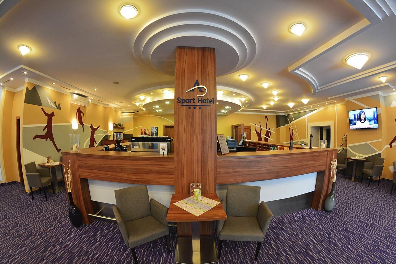 Alexandra Sport Hotel Пухов Экстерьер фото